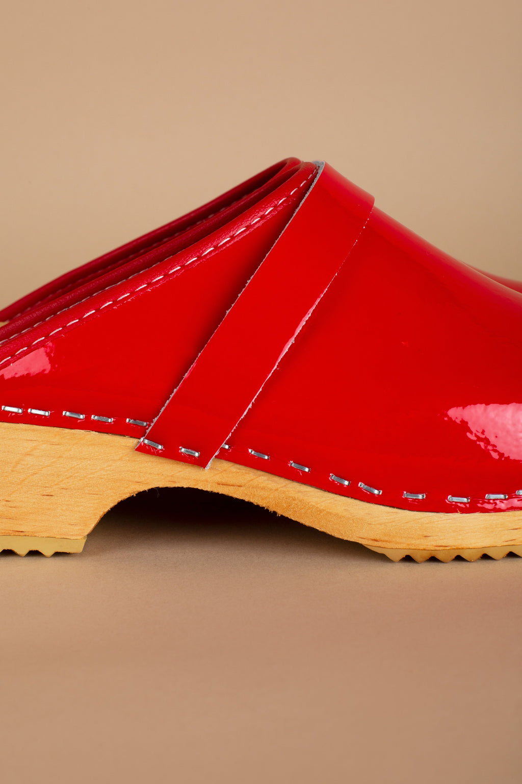 Sabots en Cuir Verni - Red 5