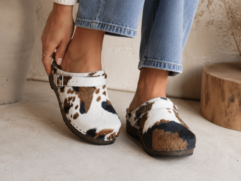 LE SABOT : UNE CHAUSSURE PENSÉE POUR VIVRE L’ÉTÉ AUTREMENT