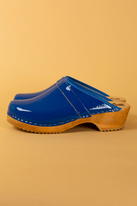 Sabots en Cuir Verni - Bleu Royal